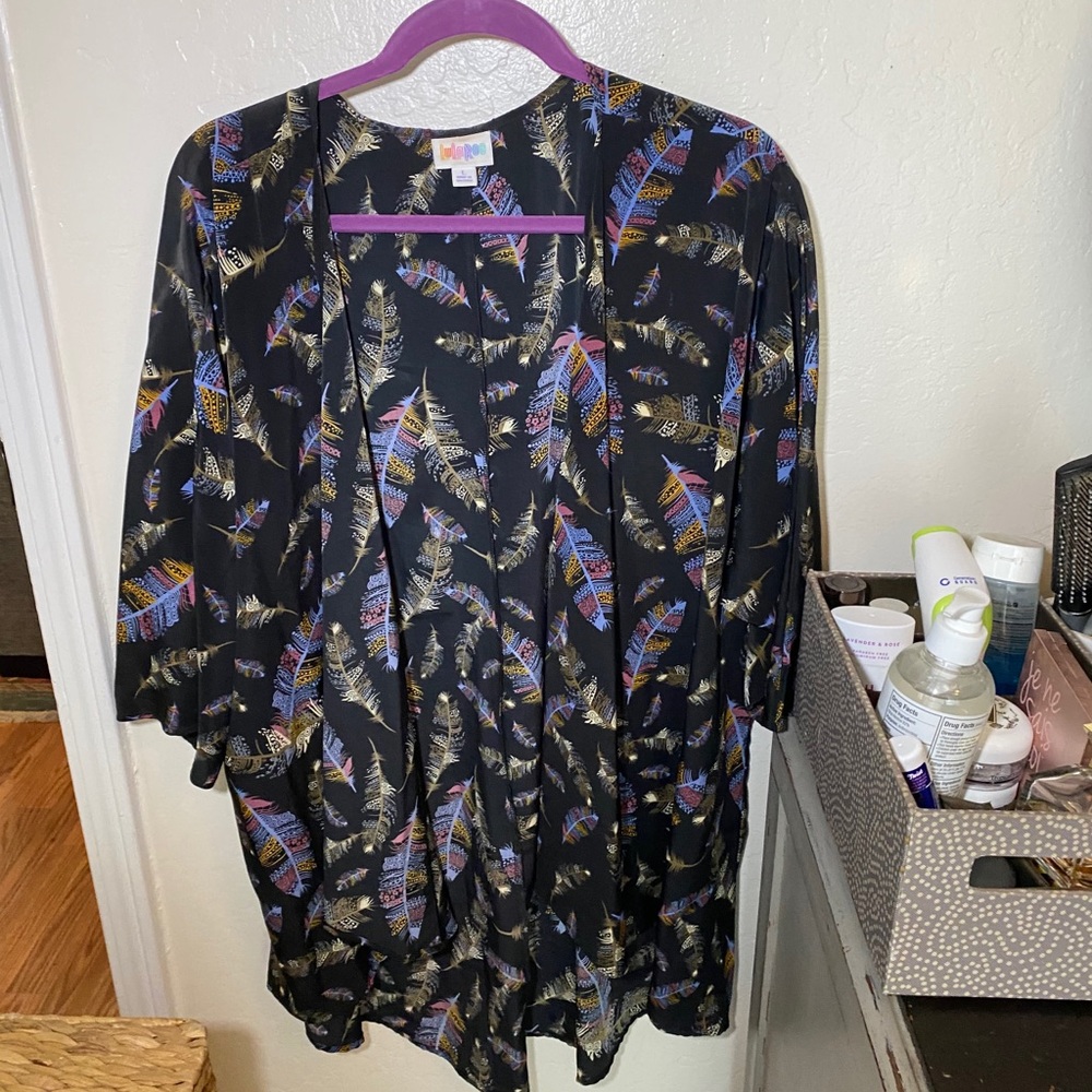 Lula Roe Feather Print Cover Up
